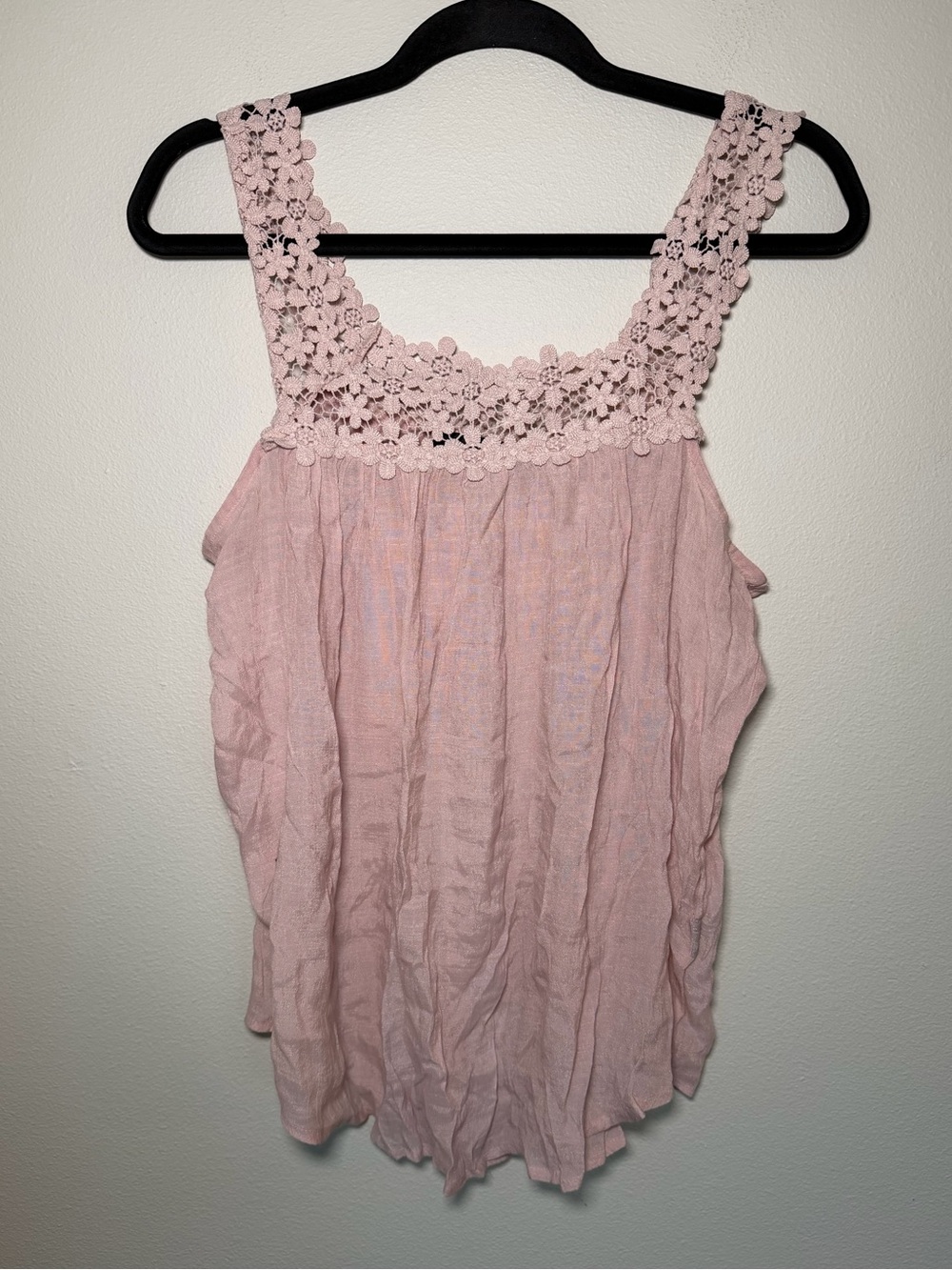 Harve Benard Pink Flowy Floral Lace Boho Fairy Cottage Tank Top Blouse